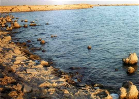 استثمار بحيرة ساوة في المثنى سياحيا